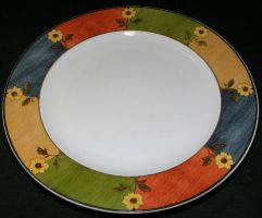 Sakura Warren Kimble HENNY PENNY Dinner Plate